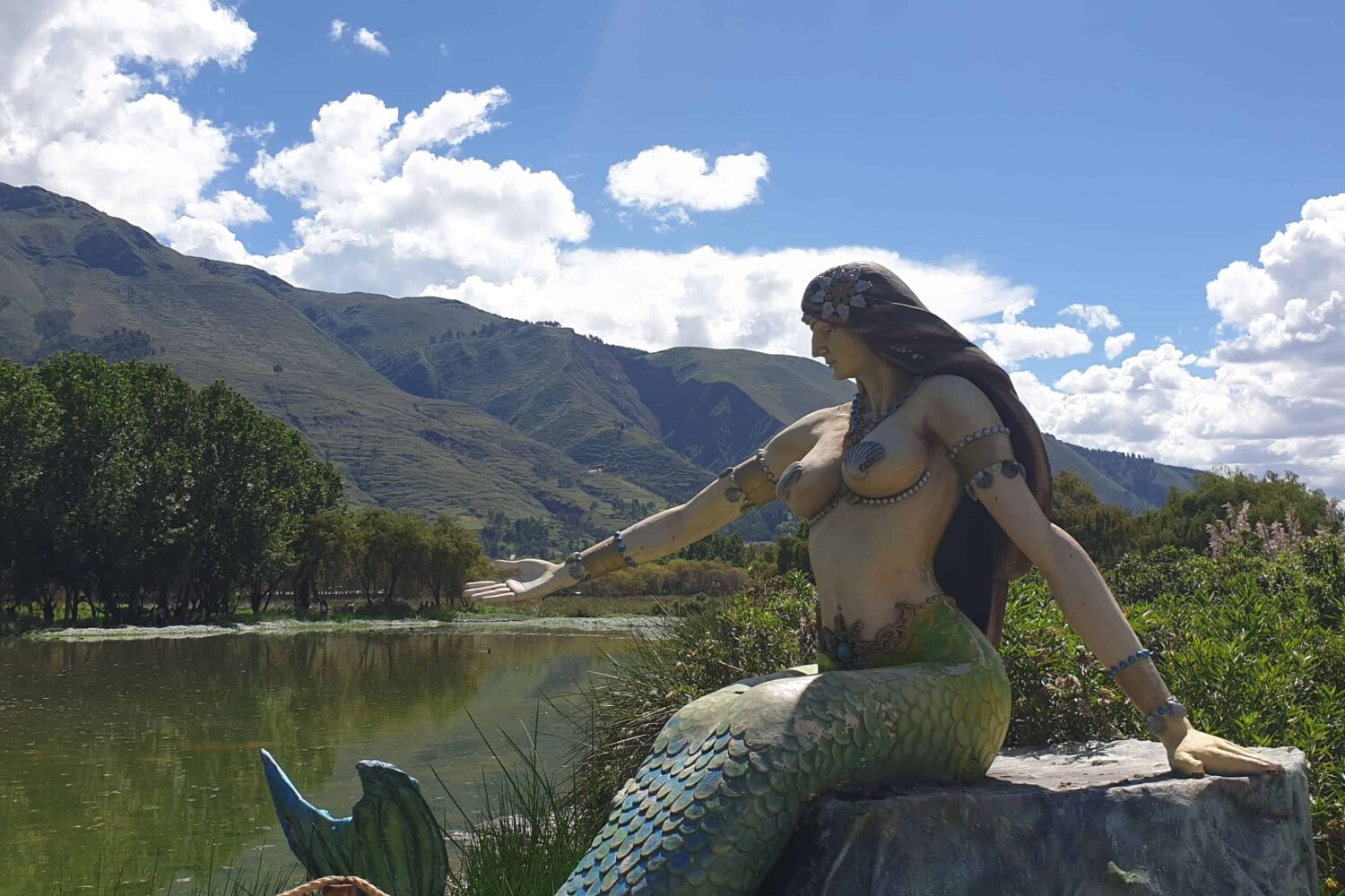 Mermaid at Huasao lake